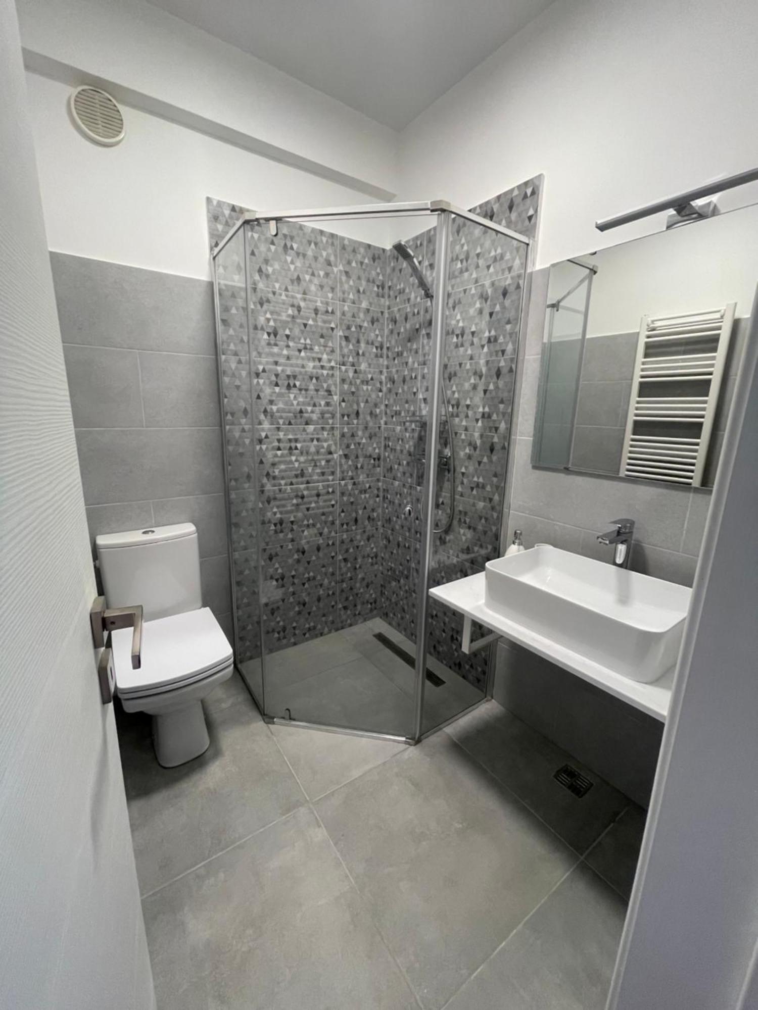 Lahuzur - Casa De Vacanta - Therme Balotesti & Aeroport Otopeni Saftica Экстерьер фото